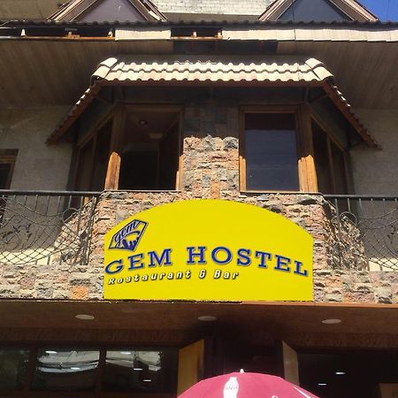 Gem Hostel Erivan Exterior foto